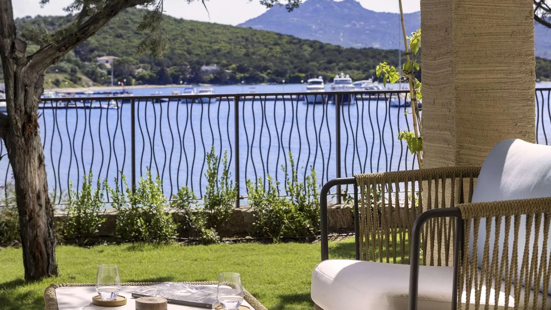 7Pines Resort Sardinia - A Destination By Hyatt Baja Sardinia 5*,  Italien