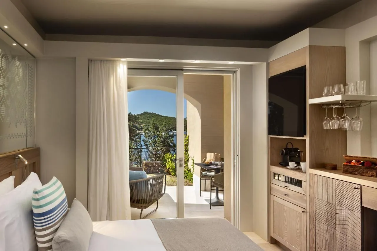 *****  7Pines Resort Sardinia - A Destination By Hyatt Baja Cerdeña Italia
