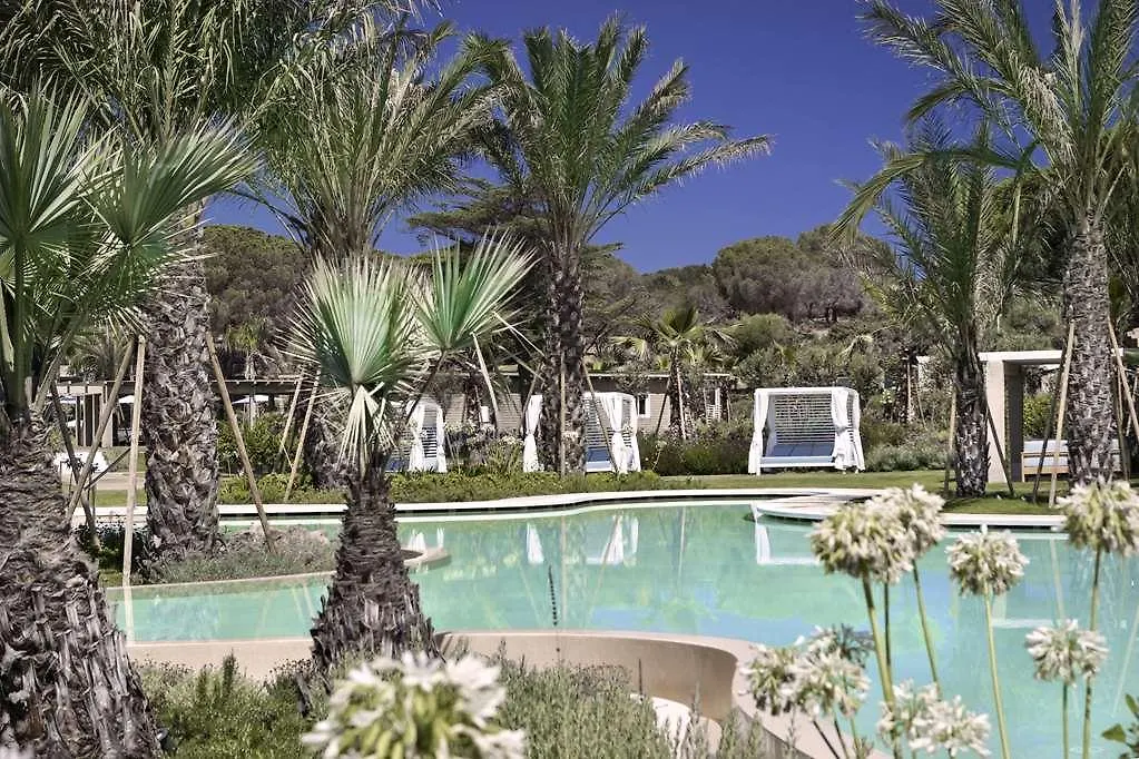 *****  7Pines Resort Sardinia - A Destination By Hyatt Baja Cerdeña Italia